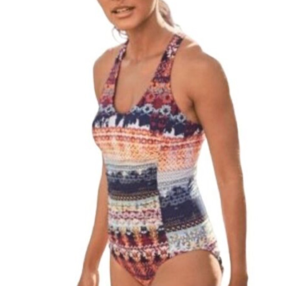 Garnet Hill one piece swimsuit ruched detail built in bra‎ size 4